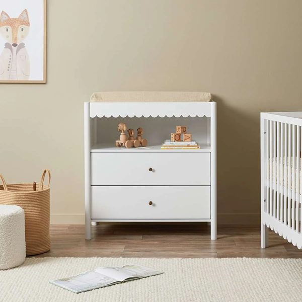 Aela Change Table – White