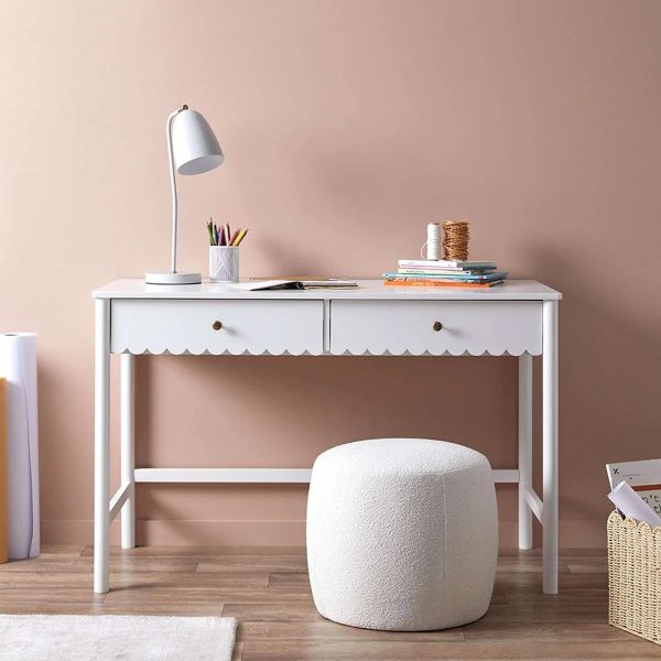 Aela Desk