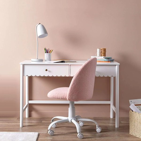 Aela Desk