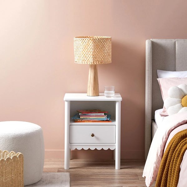 Aela Bedside Table