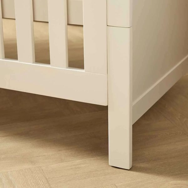 Mika Baby Cot