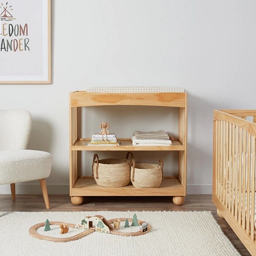 Teddy Change Table